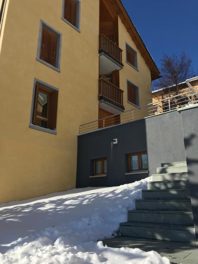 Relaxing Confortable Studio, Heated Garage, Skiroom Samedan Luaran gambar